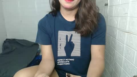 Snapshot of urasian_dreamgirl69 chatting on 02-27-26, 12:54 bela online show from 02-27-26, 12:54