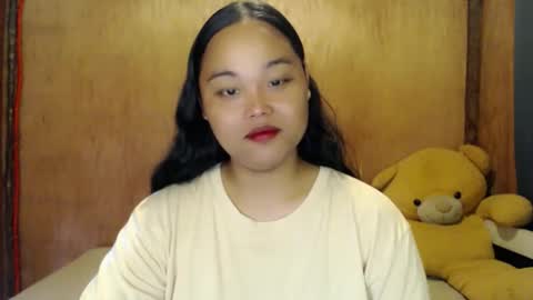 Lycah online show from 10-18-25, 06:37