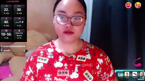 Snapshot of urasian_hotchix69 chatting on 06-11-26, 10:30 Lycah online show from 06-11-26, 10:30