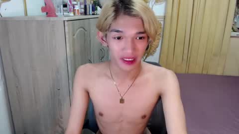 urasian_john20 online show from 06-16-26, 06:27