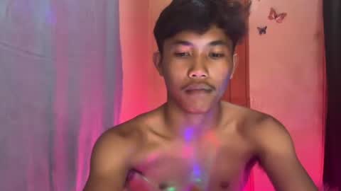 Snapshot of urasian_jomarie chatting on 09-18-25, 02:30 urasian_jomarie online show from 09-18-25, 02:30