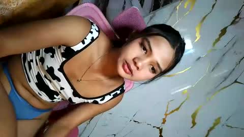 Snapshot of urasian_latinaxxx chatting on 06-11-26, 02:53 urasian_latinaxxx online show from 06-11-26, 02:53
