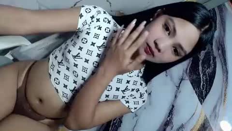 Snapshot of urasian_latinaxxx chatting on 06-25-26, 12:54 urasian_latinaxxx online show from 06-25-26, 12:54