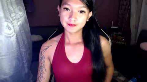 NEWRA  ALLISON online show from 03-04-25, 01:23