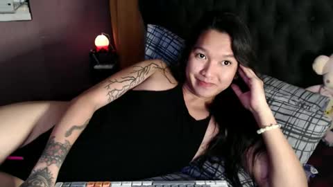 NEWRA  ALLISON online show from 03-11-26, 10:38