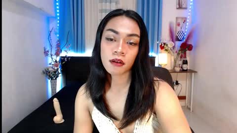 Snapshot of urasian_olivia1 chatting on 01-14-25, 12:45 Olivia online show from 01-14-25, 12:45