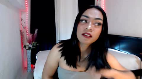 Snapshot of urasian_olivia1 chatting on 02-16-25, 08:00 Olivia online show from 02-16-25, 08:00