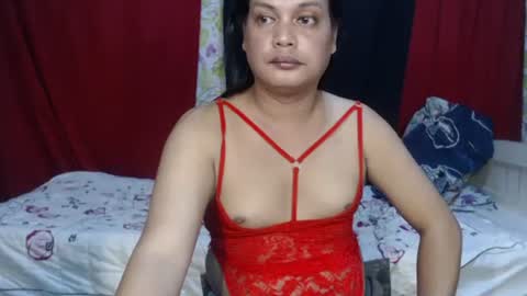 Snapshot of urasiandominaxx chatting on 02-16-25, 12:10 Diane online show from 02-16-25, 12:10