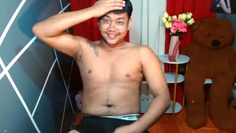 urasiankyler online show from 06-26-26, 10:36