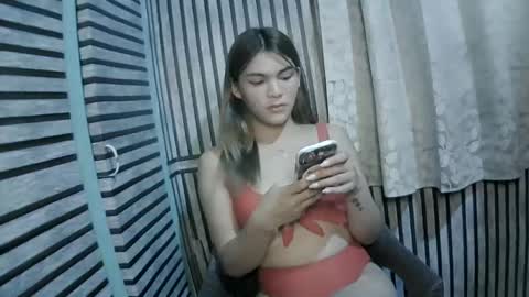 Snapshot of urasianmikayxx chatting on 01-17-25, 12:42 urasianmikayxx online show from 01-17-25, 12:42