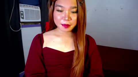 Snapshot of urasiansweet_cummer chatting on 02-16-25, 01:36 KENDRA online show from 02-16-25, 01:36