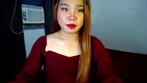 Snapshot of urasiansweet_cummer chatting on 02-17-25, 03:47 KENDRA online show from 02-17-25, 03:47