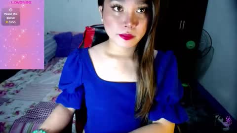 Snapshot of urasiansweet_cummer chatting on 10-06-25, 01:47 KENDRA online show from 10-06-25, 01:47