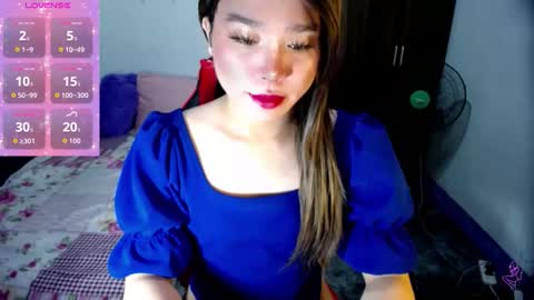 Snapshot of urasiansweet_cummer chatting on 10-13-25, 02:11 KENDRA online show from 10-13-25, 02:11