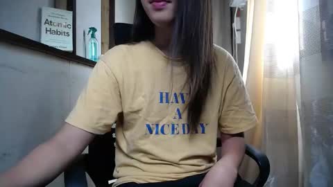 Snapshot of urasiantserika chatting on 12-18-24, 02:21 Erika online show from 12-18-24, 02:21