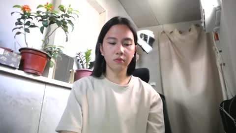 Snapshot of urasiantserika chatting on 04-21-26, 02:37 Erika online show from 04-21-26, 02:37