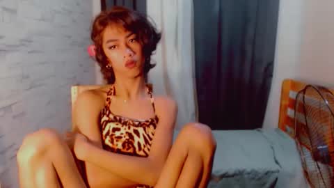 urasianyana online show from 04-10-26, 12:38