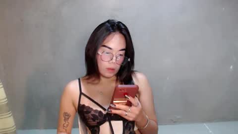 Snapshot of urbabydollx16 chatting on 06-10-26, 04:17 urbabydollx16 online show from 06-10-26, 04:17