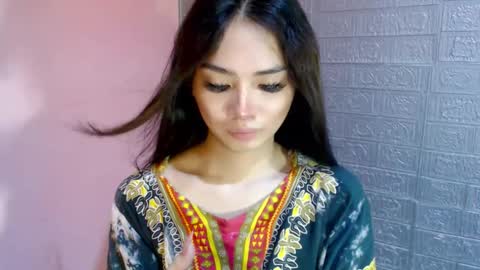 Clara online show from 01-31-25, 02:48