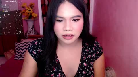 Snapshot of urbabysofia0305 chatting on 11-24-25, 08:30 Sofia online show from 11-24-25, 08:30