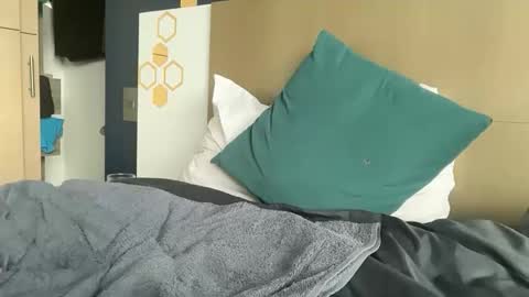 urbandick5 online show from 04-18-26, 07:07