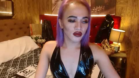 Snapshot of urcumgirlasiants chatting on 12-27-24, 10:59 KENDALL online show from 12-27-24, 10:59