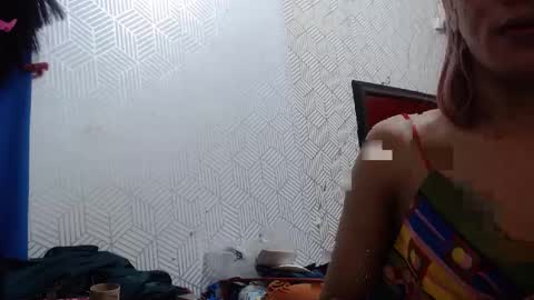 Snapshot of urcumgirlasiants chatting on 12-31-24, 07:42 KENDALL online show from 12-31-24, 07:42