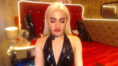 Snapshot of urcumgirlasiants chatting on 01-15-25, 03:07 KENDALL online show from 01-15-25, 03:07