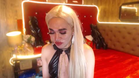 Snapshot of urcumgirlasiants chatting on 01-16-25, 06:06 KENDALL online show from 01-16-25, 06:06