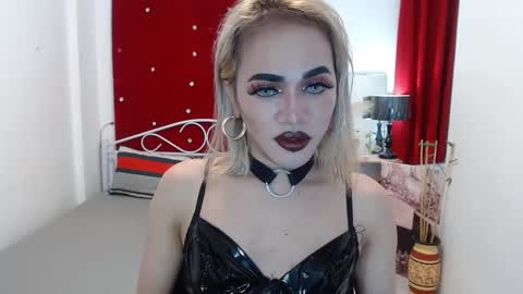 Snapshot of urcumgirlasiants chatting on 02-04-25, 11:27 KENDALL online show from 02-04-25, 11:27