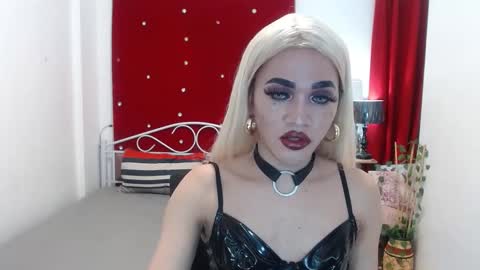 Snapshot of urcumgirlasiants chatting on 02-10-25, 06:35 KENDALL online show from 02-10-25, 06:35