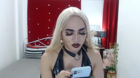 Snapshot of urcumgirlasiants chatting on 02-13-25, 07:10 KENDALL online show from 02-13-25, 07:10