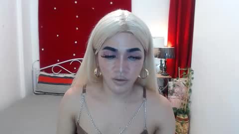 Snapshot of urcumgirlasiants chatting on 02-17-25, 04:48 KENDALL online show from 02-17-25, 04:48