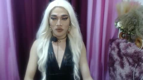 Snapshot of urcumgirlasiants chatting on 09-24-25, 11:46 KENDALL online show from 09-24-25, 11:46