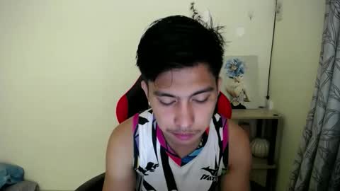 Snapshot of urcuteguy_jhonx chatting on 11-03-25, 05:47 Dannie online show from 11-03-25, 05:47