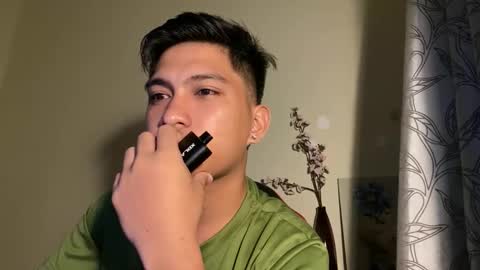 Snapshot of urcuteguy_jhonx chatting on 11-09-25, 05:11 Dannie online show from 11-09-25, 05:11