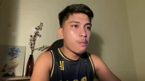 Snapshot of urcuteguy_jhonx chatting on 11-11-25, 03:01 Dannie online show from 11-11-25, 03:01