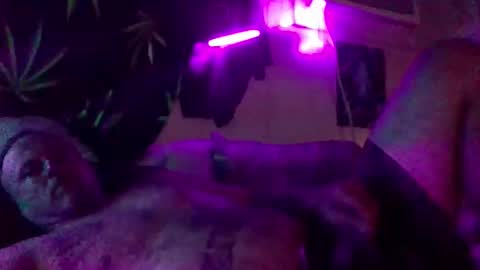 Snapshot of urdaddy875867 chatting on 11-12-25, 07:31 urdaddy875867 online show from 11-12-25, 07:31