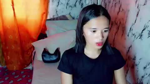 Snapshot of urdollacyl chatting on 05-24-26, 07:46 Sweetacyl online show from 05-24-26, 07:46