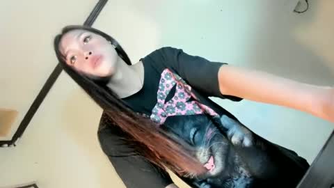 Snapshot of urdolly_rona chatting on 07-01-26, 02:02 Rona Ella online show from 07-01-26, 02:02