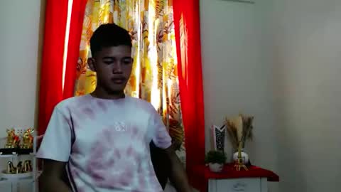 urdreamboy_clarin online show from 12-19-25, 03:35