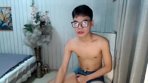 urdreamboy_doms online show from 04-01-26, 09:21