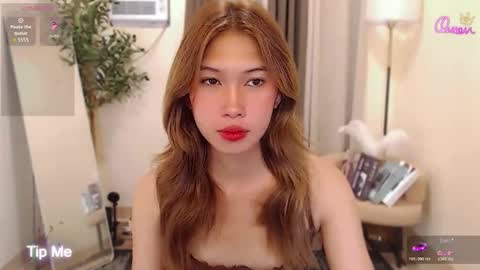 Snapshot of urdreamgirl_mika27 chatting on 05-26-26, 06:20 MIKA online show from 05-26-26, 06:20