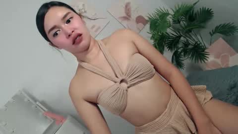 Snapshot of ure_asiancockgirl07 chatting on 10-15-25, 10:15 Bretesh online show from 10-15-25, 10:15