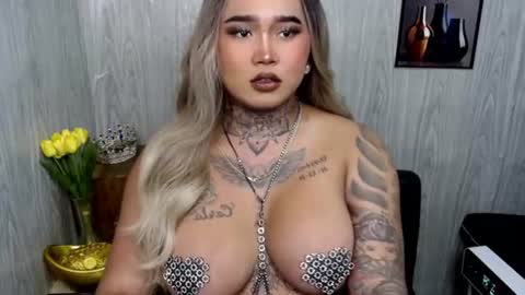 Snapshot of urfabtattooqueen chatting on 07-03-26, 12:33 Maxxie online show from 07-03-26, 12:33