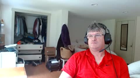 Gregor online show from 09-13-25, 02:39