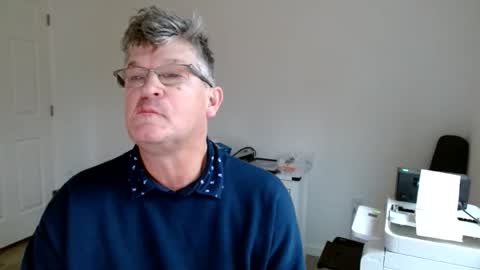 Gregor online show from 11-25-25, 01:11