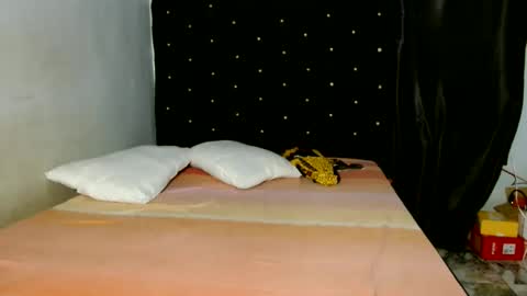 urflirtydoll online show from 05-16-26, 08:55