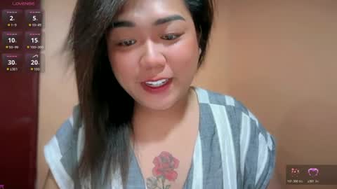 Snapshot of urgirl_dimple chatting on 07-07-26, 04:04 Dimple online show from 07-07-26, 04:04