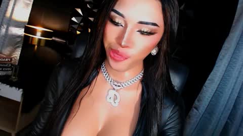 My bella 3 online show from 10-08-25, 09:07